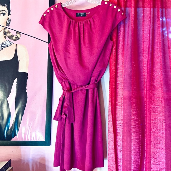 Guess Dresses & Skirts - GUESS Fuschia Midi Tie-Around Feminine Dress Gold Accents Women’s Size 8